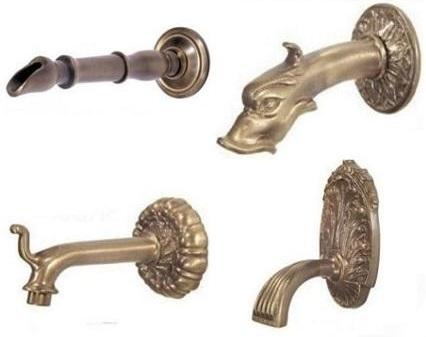 Continuous water fountain spouts in oil rubbed bronze finish