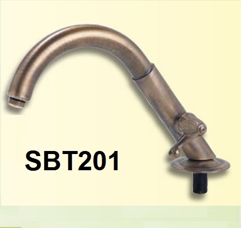 Water fountain spout with lever in metal