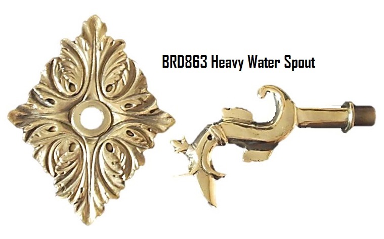 Large wall water spout in brass